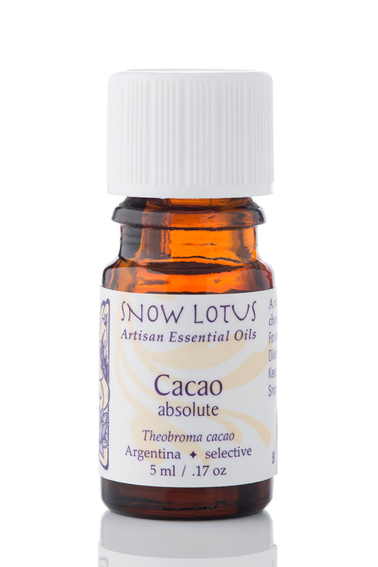 Snow Lotus Cacao Absolute 40% in an amber glass bottle
